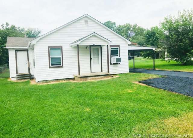 Property at 613 N 11th, Durant, OK 74701, 2 beds, 1 bath