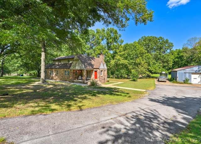 Property at 9601 N 89th Ave E, Owasso, OK 74055, 3 beds, 2 baths