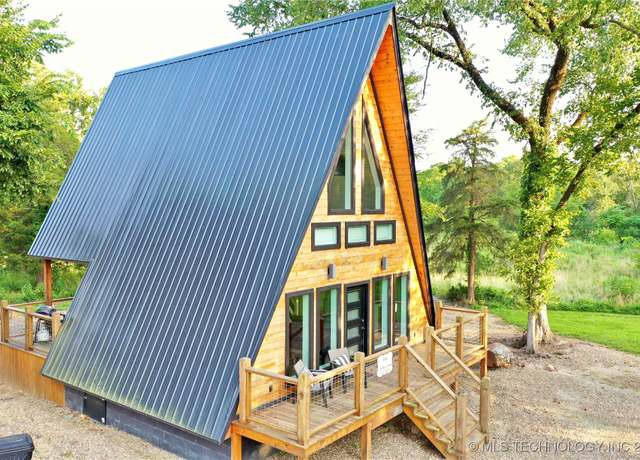 Property at 60 Lost Cedar, Broken Bow, OK 74728, 4 beds, 4 baths