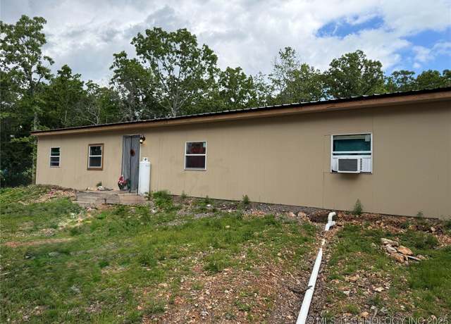 Property at 8326 N 496 Rd, Tahlequah, OK 74464, 4 beds, 2 baths