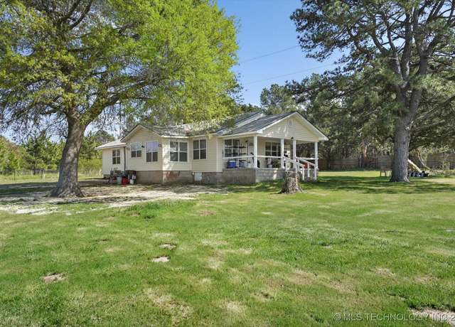 Property at 419475 E 1120 Rd, Checotah, OK 74426, 4 beds, 2 baths