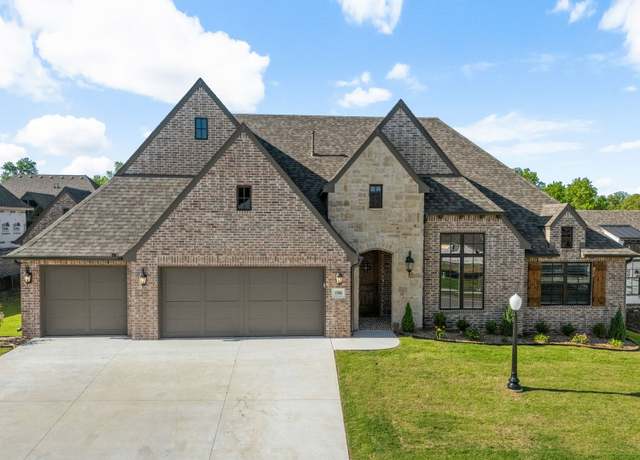 Property at 1506 Cedarwood Dr, Claremore, OK 74017, 4 beds, 3.5 baths