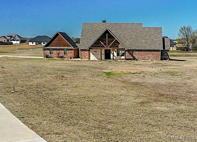 Property at 6865 Wilson, Durant, OK 74701, 3 beds, 3 baths