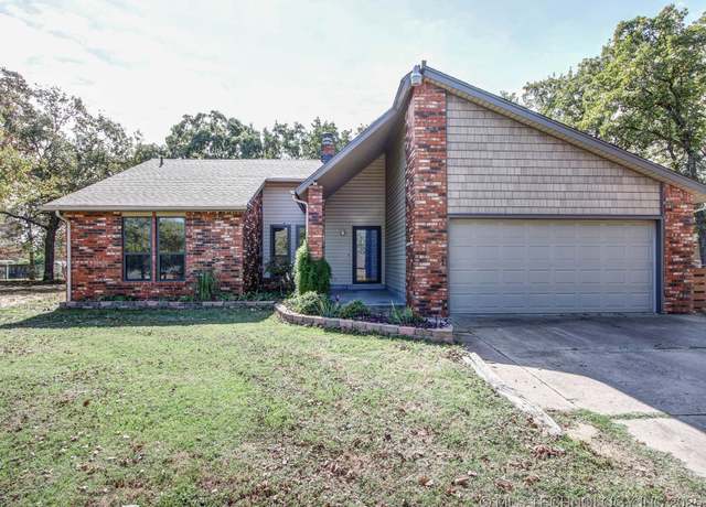 Property at 11610 W 64th St S, Sapulpa, OK 74066, 3 beds, 2 baths