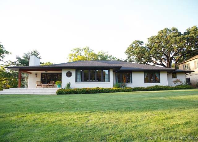 Property at 2233 E 32nd St, Tulsa, OK 74105, 3 beds, 3 baths