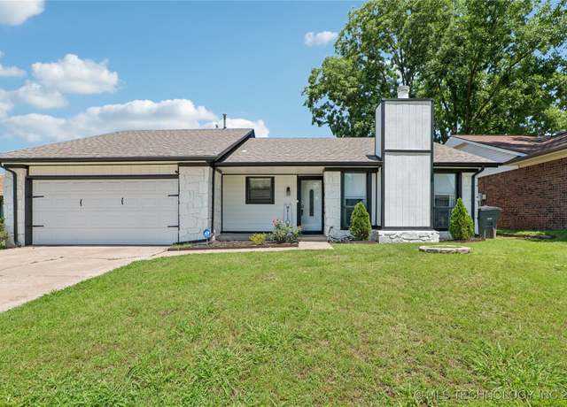 Property at 12209 E 30th Pl, Tulsa, OK 74129, 3 beds, 2 baths