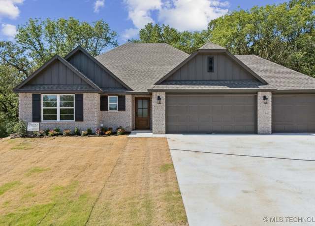 Property at 21880 E Morgan Rd, Claremore, OK 74017, 3 beds, 2 baths
