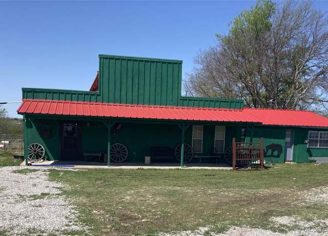 Property at 11248 Lou King Rd, Marietta, OK 73448, 2 beds, 2 baths