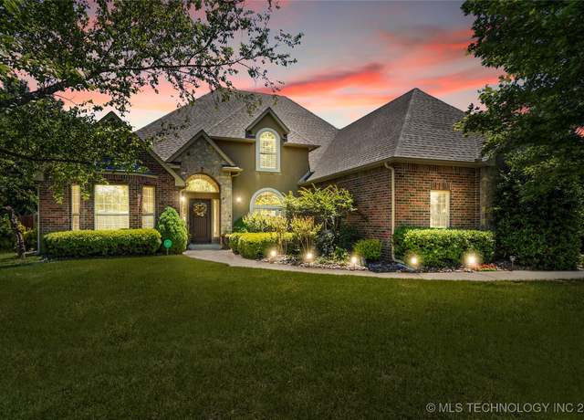 Property at 11123 S 212th EastAvenue, Broken Arrow, OK 74014, 4 beds, 3.5 baths