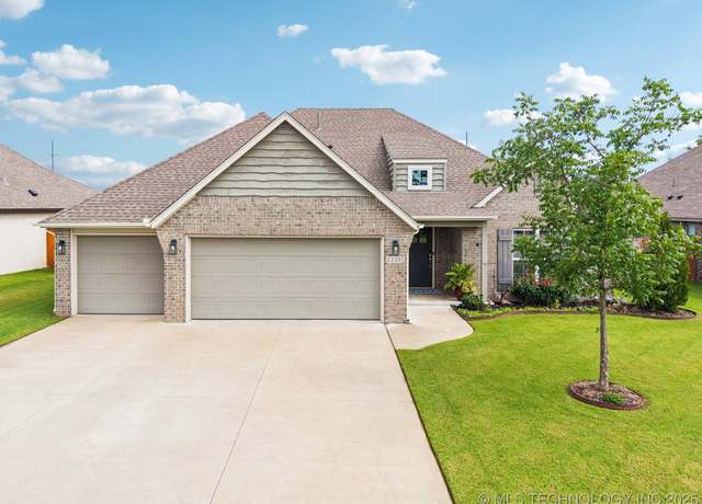 Property at 23305 E 104th St S, Broken Arrow, OK 74014, 3 beds, 2 baths