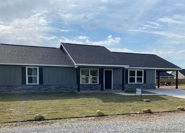 Property at 501 Osage Ave, Caddo, OK 74729, 3 beds, 2 baths