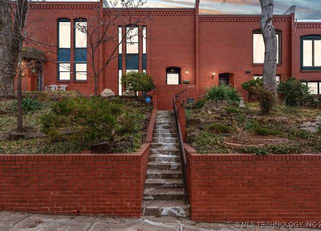 Property at 1805 S Carson Ave, Tulsa, OK 74119, 2 beds, 2.5 baths