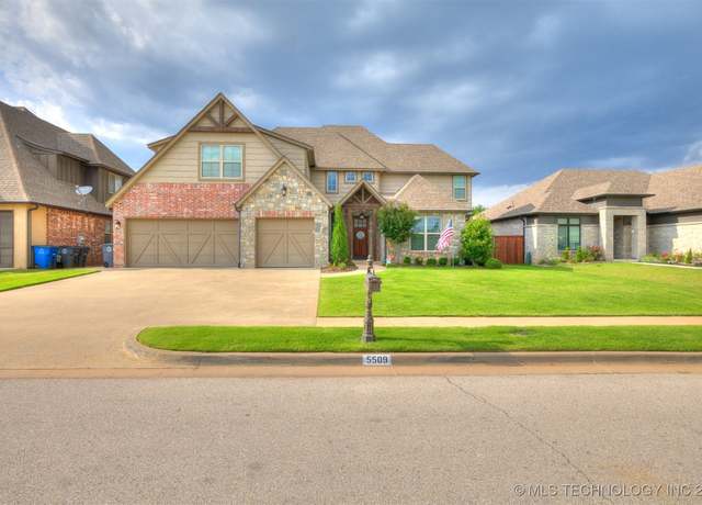 Property at 5509 E 121st Pl S, Tulsa, OK 74008, 5 beds, 3 baths