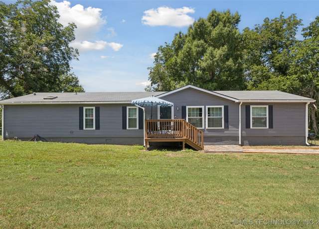Property at 30204 E Nancy Ave S, Coweta, OK 74429, 3 beds, 2 baths