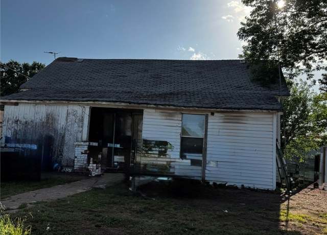 Property at 109 S Treadway Ave, Hominy, OK 74035, 2 beds, 1 bath