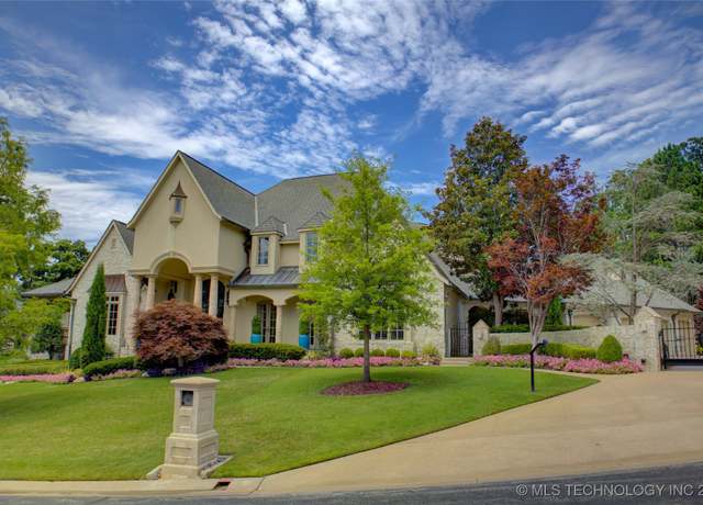 Property at 6619 E 109th St, Tulsa, OK 74133, 4 beds, 5.5 baths