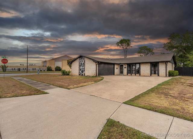 Property at 1114 Osage, Ardmore, OK 73401, 4 beds, 2 baths