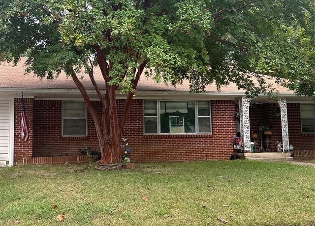 Property at 1003 N 6th, Durant, OK 74701, 3 beds, 1.5 baths