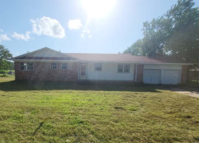 Property at 1604 S 168th West Ave, Sand Springs, OK 74063, 3 beds, 2 baths