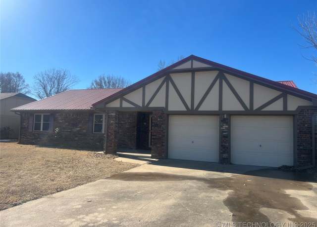Property at 823 Belmont Rd, Muskogee, OK 74403, 3 beds, 2 baths