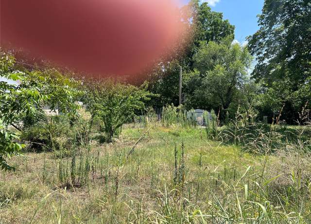 Property at 405 W Earl St, Tahlequah, OK 74464