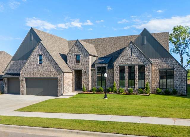 Property at 1603 Pinecrest Dr, Claremore, OK 74017, 4 beds, 2.5 baths
