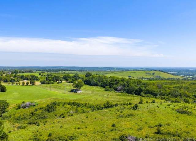 Property at 100 Red Rock Cir, Bartlesville, OK 74003