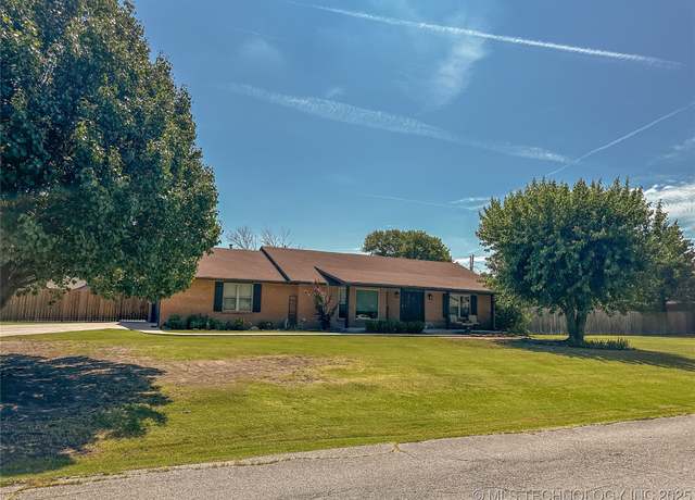 Property at 4319 S 200th EastAvenue, Broken Arrow, OK 74014, 3 beds, 2 baths