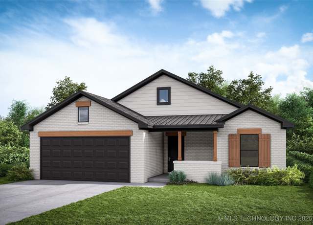 Property at 8515 E El Paso St, Broken Arrow, OK 74014, 3 beds, 2 baths