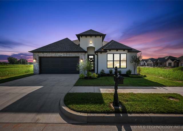 Property at 13133 S 97th EastCourt, Bixby, OK 74008, 3 beds, 2 baths