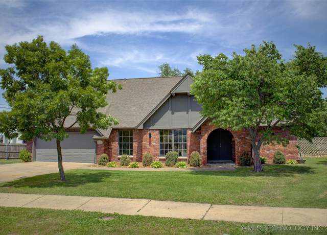 Property at 4601 S 66th Ave E, Tulsa, OK 74145, 4 beds, 2.5 baths