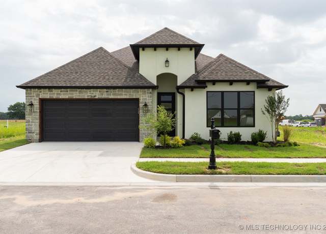 Property at 13134 S 98th EastCourt, Bixby, OK 74008, 3 beds, 2 baths