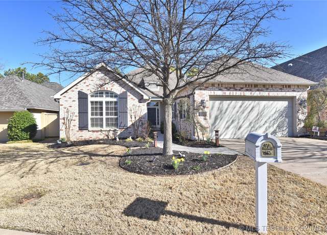 Property at 9811 S 78th East Ave, Tulsa, OK 74133, 2 beds, 2.5 baths