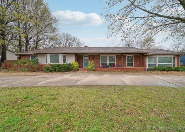 Property at 4156 E 43rd St, Tulsa, OK 74135, 4 beds, 3 baths