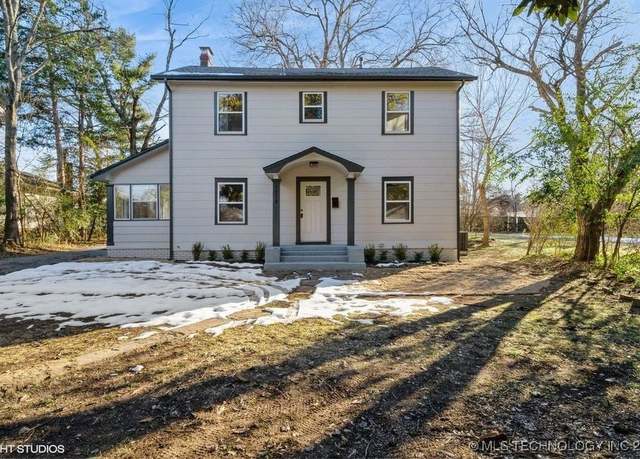 Property at 1218 E 7th St, Okmulgee, OK 74447, 3 beds, 2.5 baths