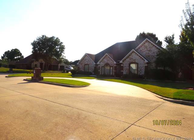 Property at 2111 Country Springs St, Mcalester, OK 74501, 4 beds, 2.5 baths