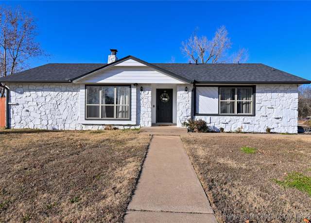 Property at 14919 W 17th St, Sand Springs, OK 74063, 3 beds, 2 baths