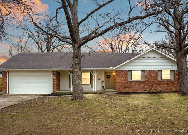 Property at 6823 E 59th St, Tulsa, OK 74145, 3 beds, 2 baths