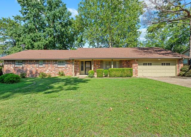 Property at 2307 Windsor Way, Bartlesville, OK 74006, 4 beds, 3.5 baths