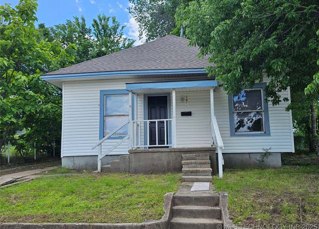 Property at 1412 E University Ave, Sapulpa, OK 74066, 2 beds, 1 bath