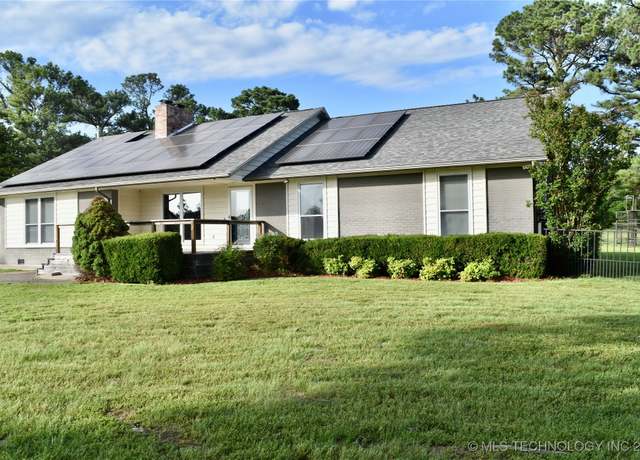 Property at 74232 S 320 Rd, Wagoner, OK 74467, 3 beds, 2.5 baths