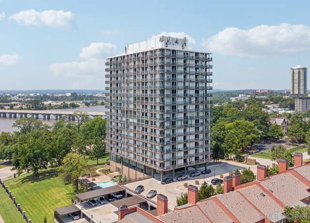 Property at 2300 S Riverside Dr Unit 5A, Tulsa, OK 74114, 1 bed, 1 bath
