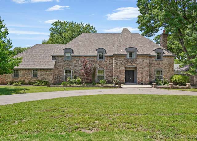 Property at 5922 S Jamestown Ave, Tulsa, OK 74135, 6 beds, 4.5 baths