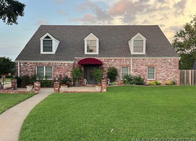 Property at 6700 SE Quail Ridge Rd, Bartlesville, OK 74006, 4 beds, 2.5 baths