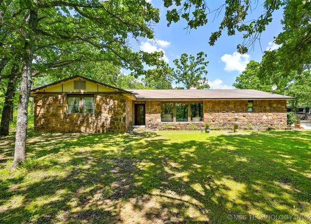 Property at 15051 E 202nd St S, Bixby, OK 74008, 3 beds, 2.5 baths