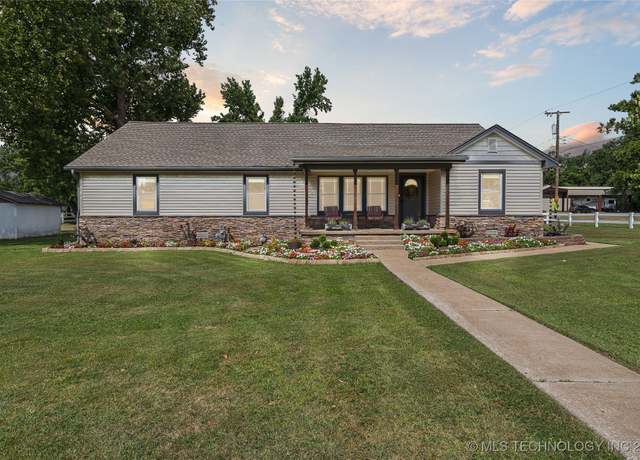 Property at 6250 S 97th WestAvenue, Sapulpa, OK 74066, 4 beds, 3 baths