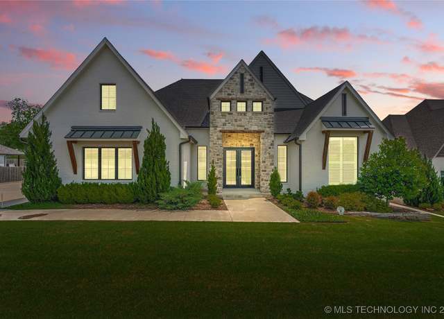 Property at 8603 S Maybelle Ave, Tulsa, OK 74132, 4 beds, 4.5 baths