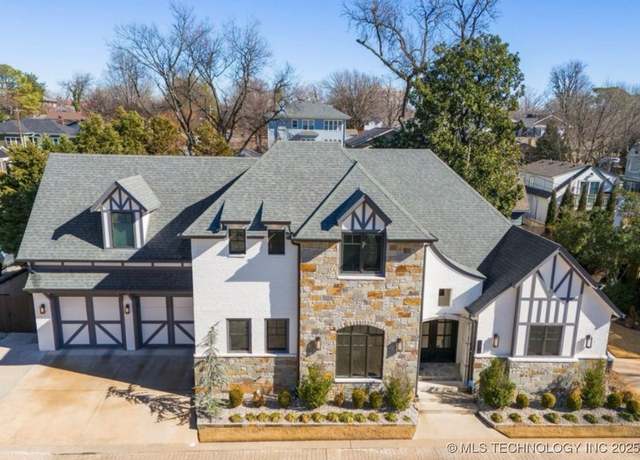 Property at 1316 E 18th St, Tulsa, OK 74120, 3 beds, 4 baths