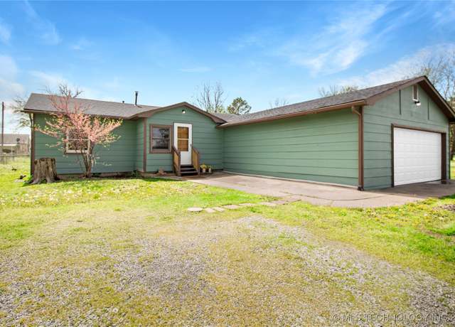 Property at 305 W Muskogee Ave, Chouteau, OK 74337, 3 beds, 2 baths
