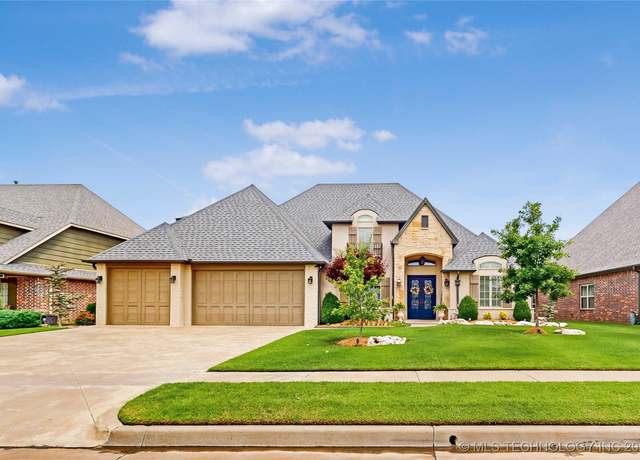 Property at 215 E 128th St S, Jenks, OK 74037, 4 beds, 3.5 baths